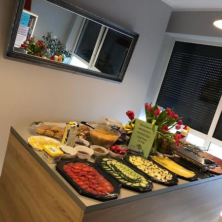 ורשה Hostel Krokodyl מראה חיצוני תמונה