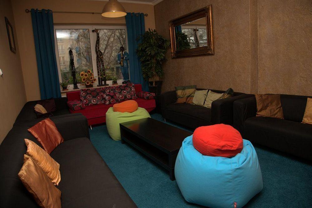 ורשה Hostel Krokodyl מראה חיצוני תמונה