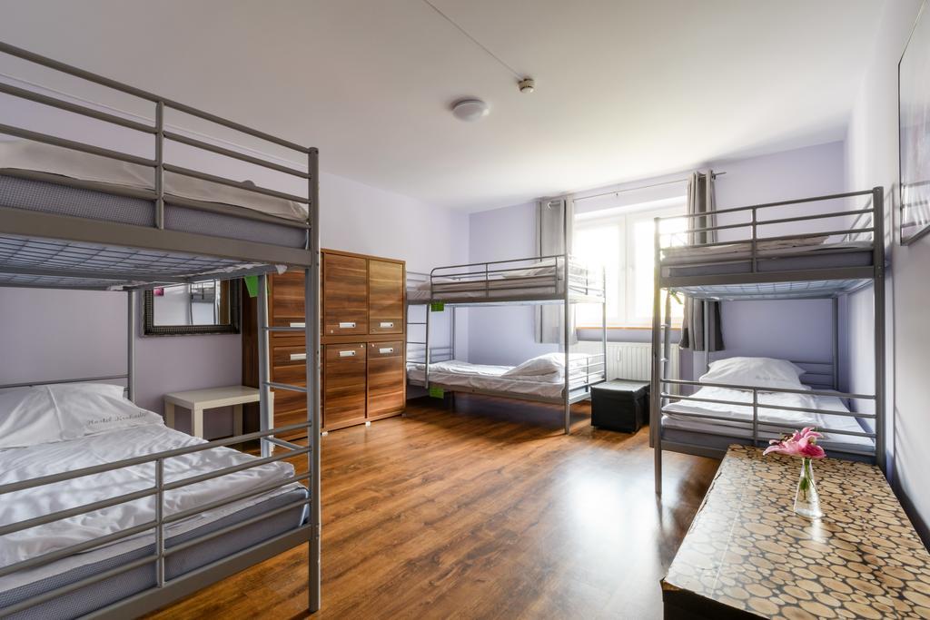 ורשה Hostel Krokodyl מראה חיצוני תמונה
