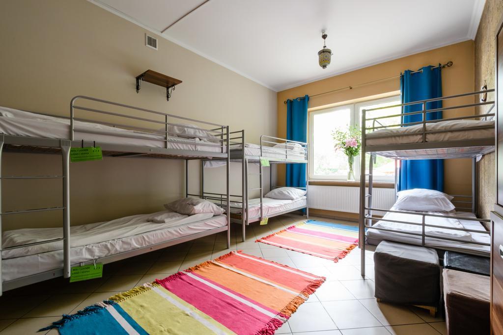 ורשה Hostel Krokodyl מראה חיצוני תמונה