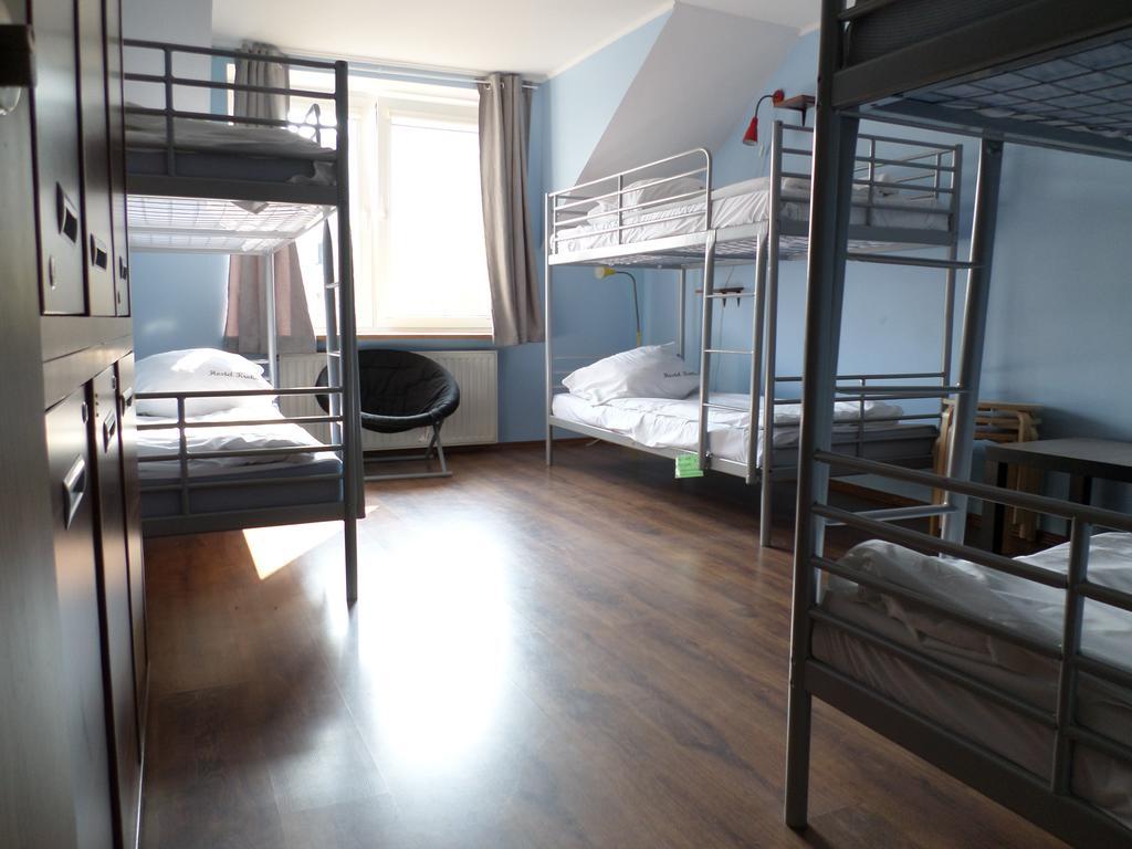 ורשה Hostel Krokodyl מראה חיצוני תמונה