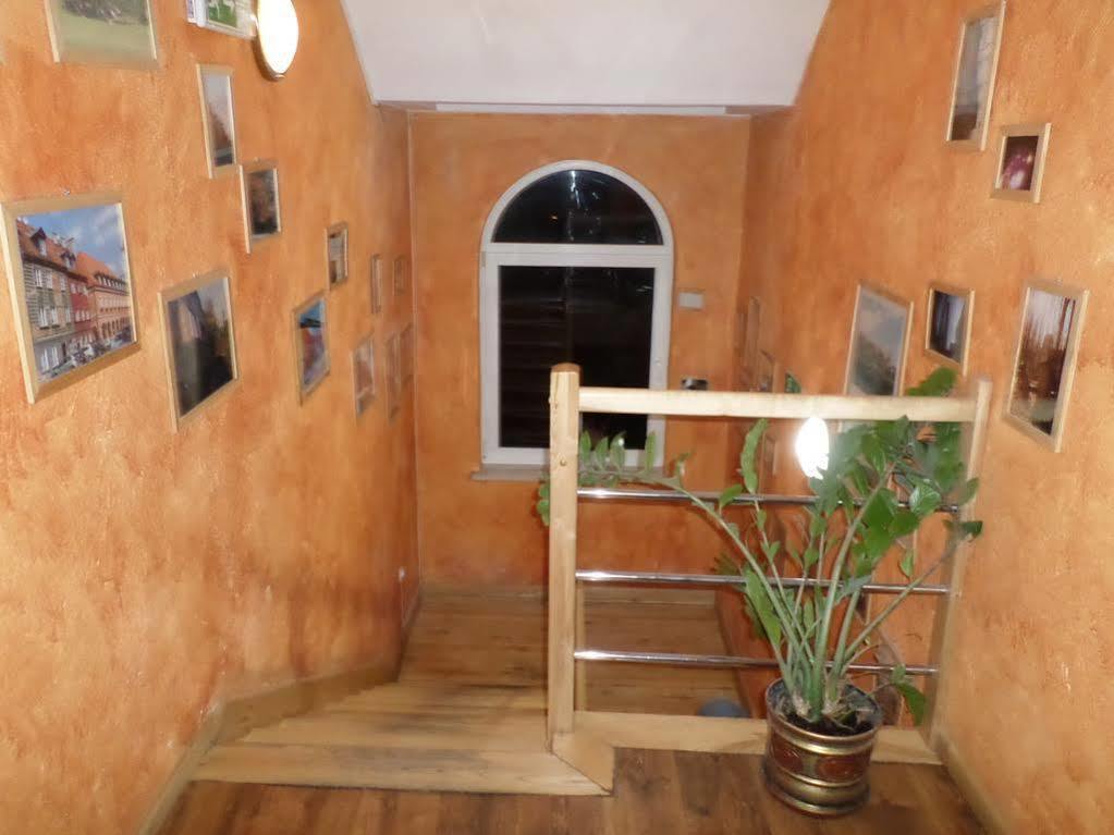 ורשה Hostel Krokodyl מראה חיצוני תמונה