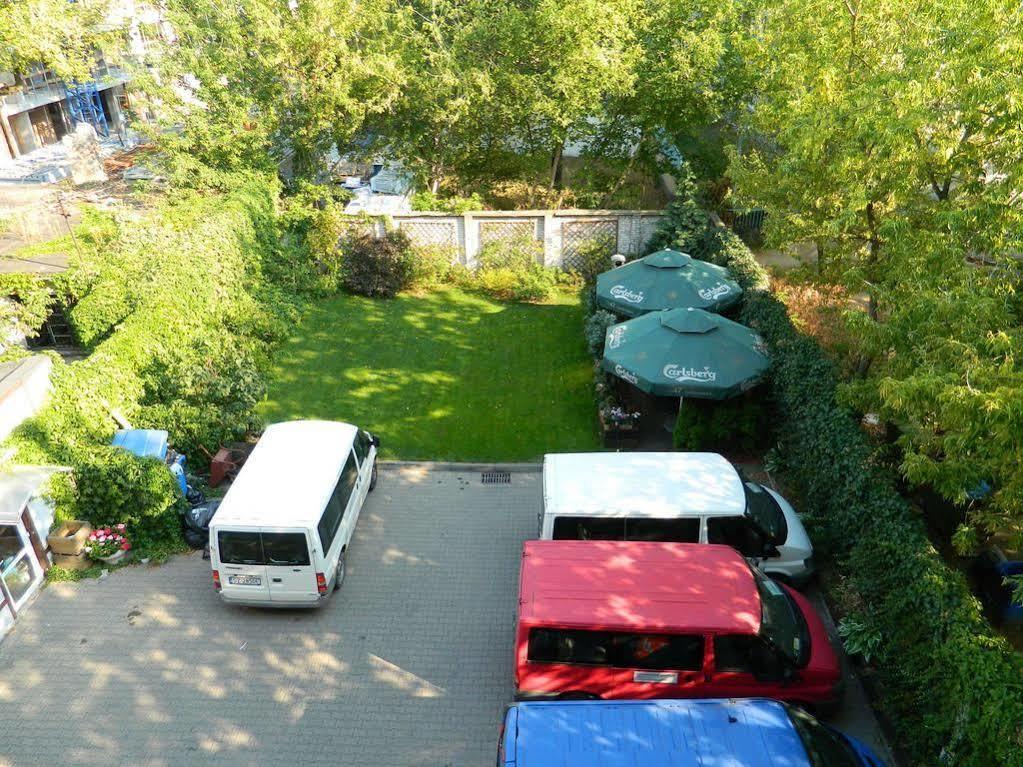 ורשה Hostel Krokodyl מראה חיצוני תמונה
