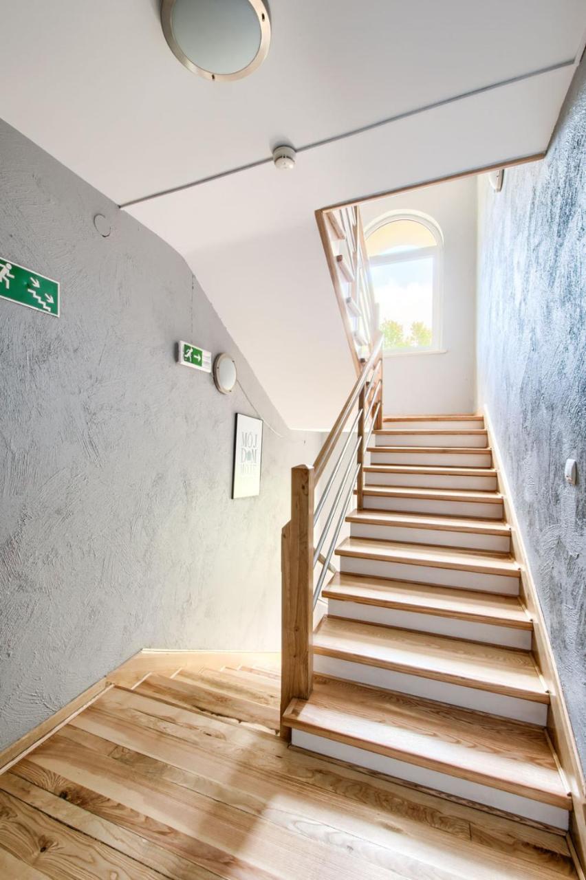 ורשה Hostel Krokodyl מראה חיצוני תמונה